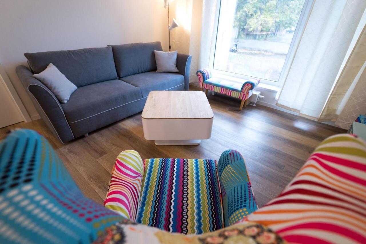 Bein Apartment With Parking ブルノ エクステリア 写真
